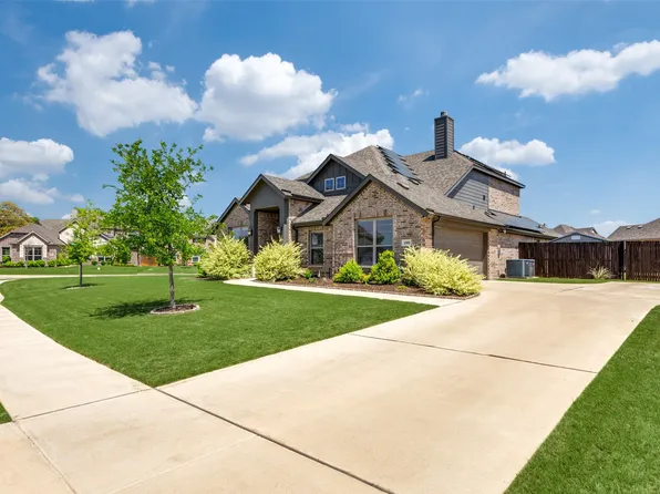 1909 Manzana Way, Burleson, TX 76028