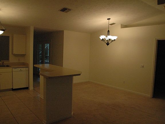 2nd image of 479 SW Parish