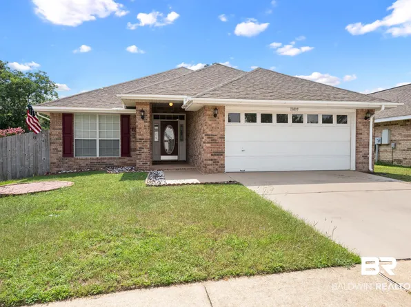 13097 Concord Dr E, Lillian, AL 36549