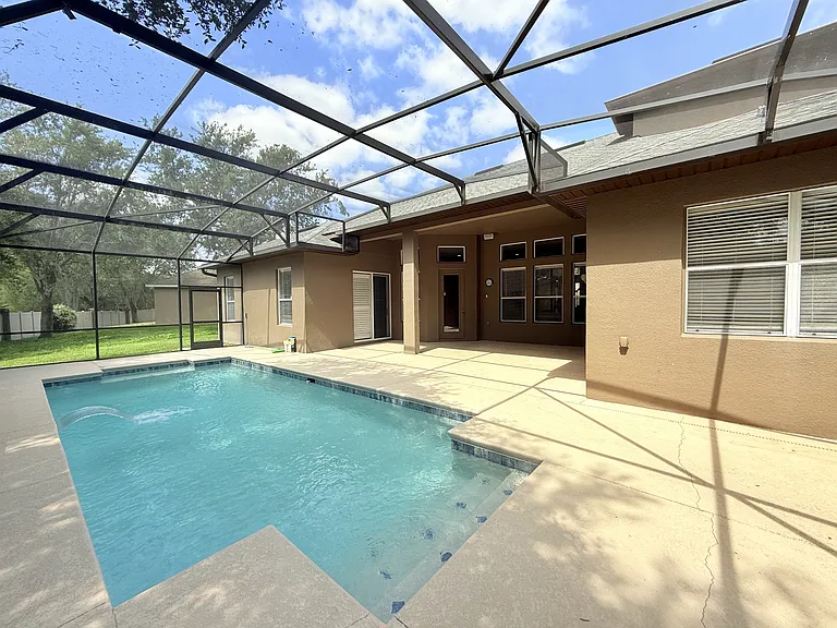 814 Kazaros Cir — Photo 13