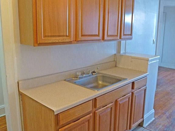 5th image of 12203 Clifton Blvd APT 12