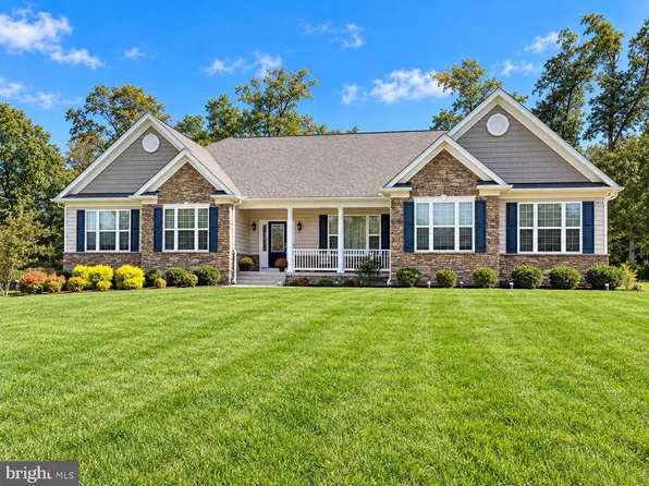 2034 Saint Pauls Ct, Prince Frederick, MD 20678