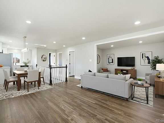 3rd image of 7961 Kimberly Street