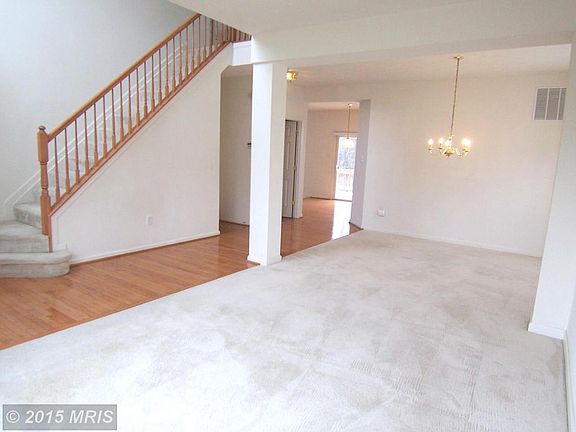 Living Room/Dining Room Alt View