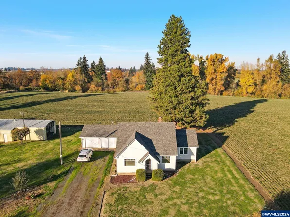 11113 Dahl St NE, Silverton, OR 97381