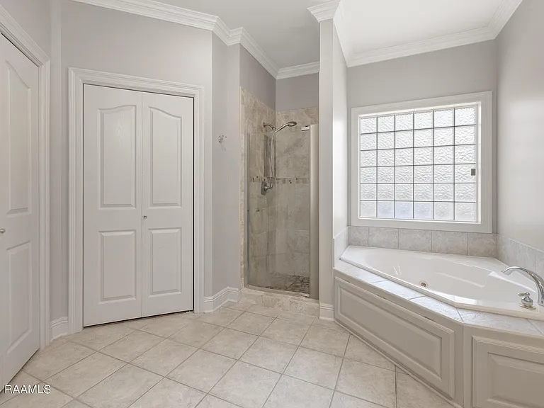106 Anslem Dr — Photo 16