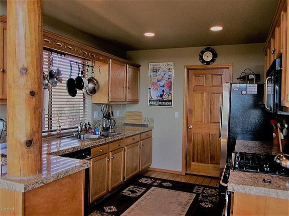 All stainless appliances 