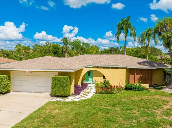 3341 Mayflower St, Sarasota, FL 34231