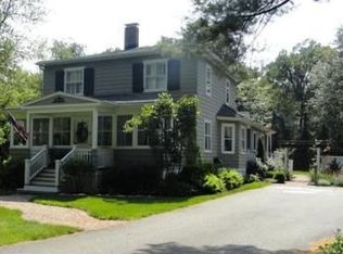 8 Oakland Rd, North Reading, MA 01864