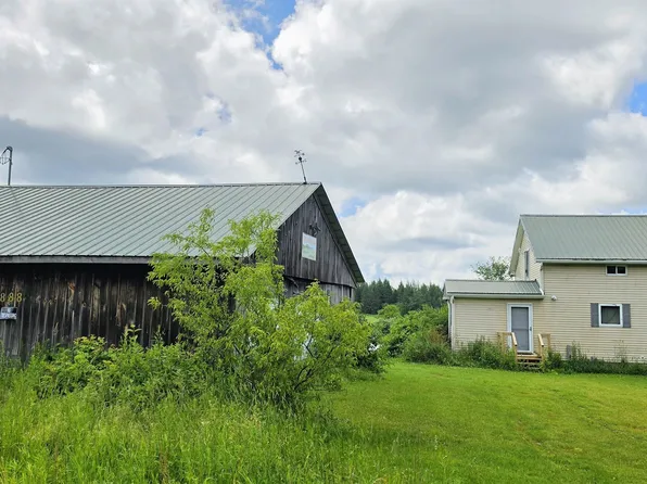 1888 Trucott Road, Holland, VT 05830