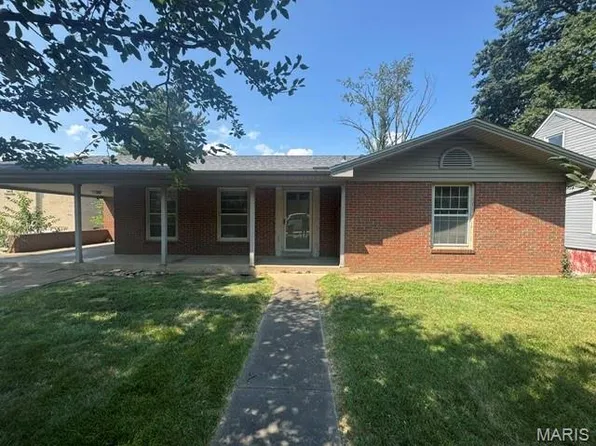 740 Watkins Dr, Cape Girardeau, MO 63701