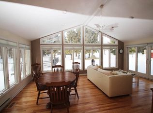 608 Bron Derw Dr, Wales, WI 53183