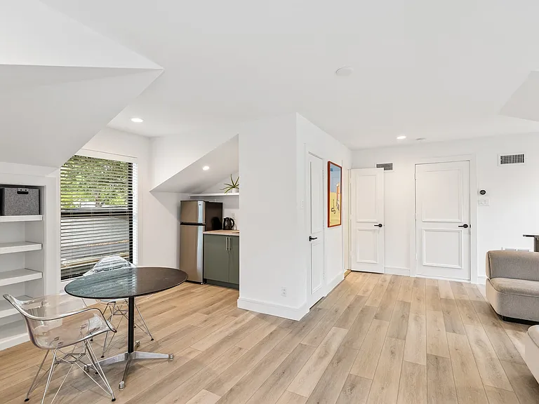 5239 Edmondson Ave — Photo 33