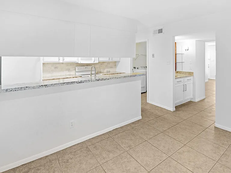1500 Sandy Springs Rd #69 — Photo 7