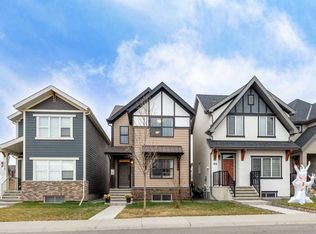 108 N Masters Hts SE, Calgary, AB T3M2M8