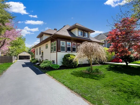 583 Old Falls Blvd, North Tonawanda, NY 14120
