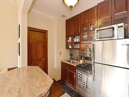 Rented by Cooper & Cooper Real Estate | media 4