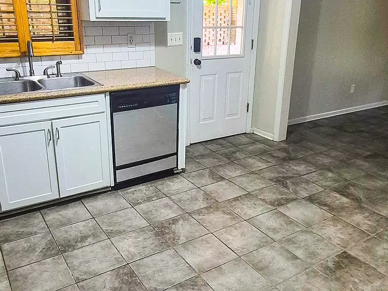6324 Birling Dr — Photo 19