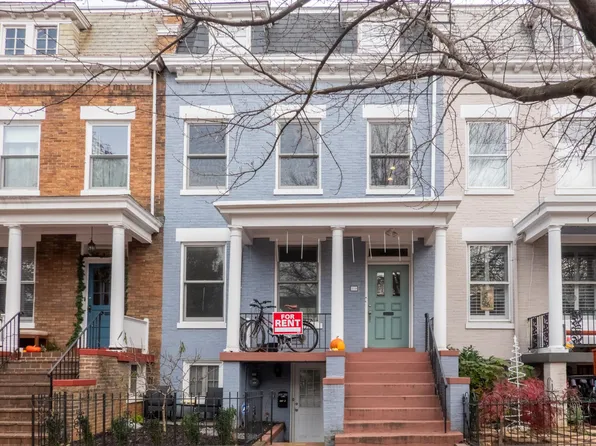 216 6th St SE, Washington, DC 20003