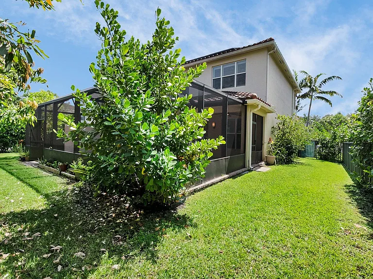 15205 Seaglass Terrace Ln — Photo 49