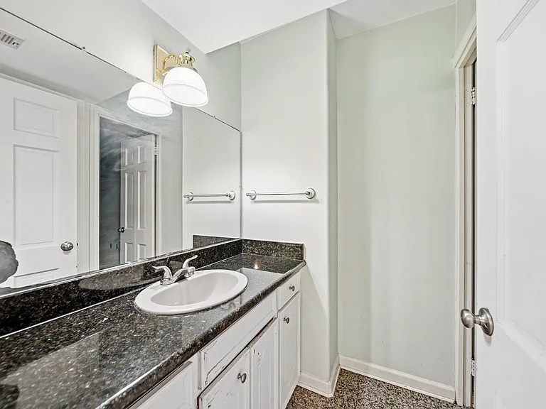 11730 Denise Dr — Photo 35