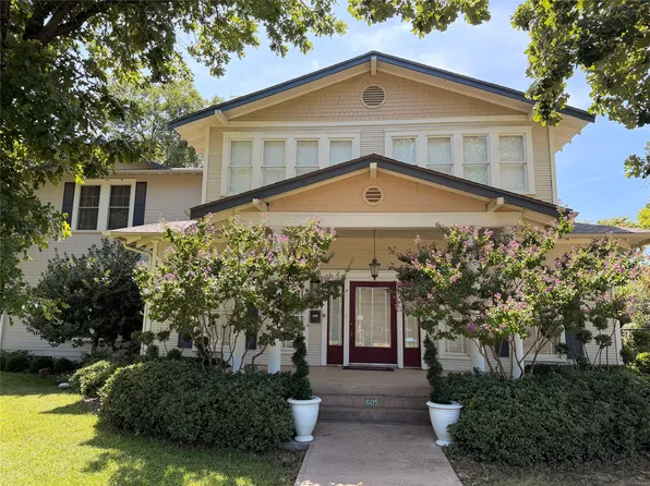 605 S Seaman St, Eastland, TX 76448