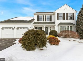 209 Drake Ln, North Wales, PA 19454