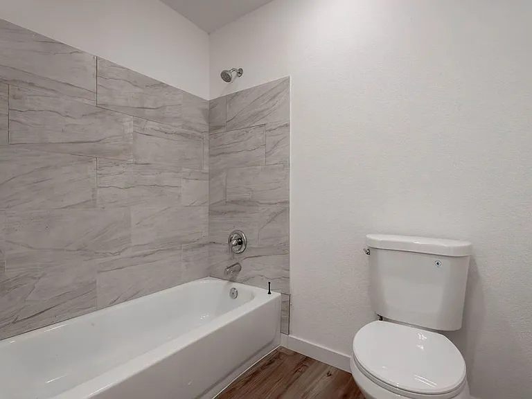 2095 Betty Davis St — Photo 21