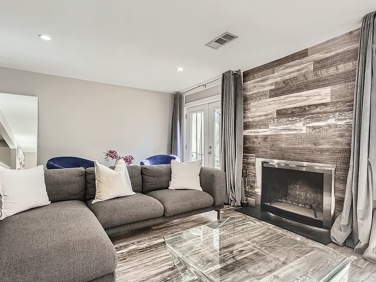 1204 Druid Knoll Dr — Photo 11