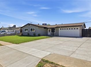 555 W Morgan St, Rialto, CA 92376