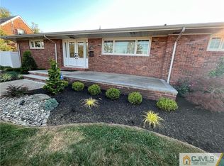 301 Carteret Ave, Carteret, NJ 07008