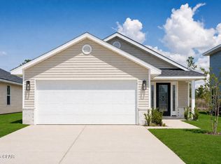 717 Fox Den Ln, Panama City, FL 32404