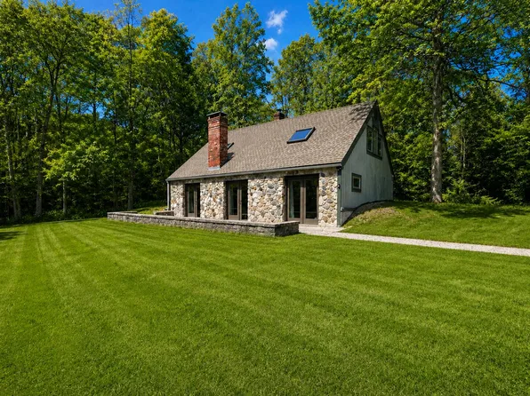 352 Harriman Point Road, Brooklin, ME 04616