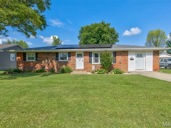 405 Texas Blvd, Bethalto, IL 62010