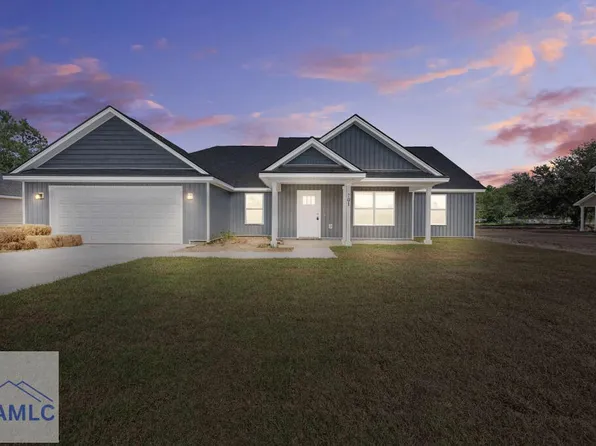 701 Waters St, Glennville, GA 30427