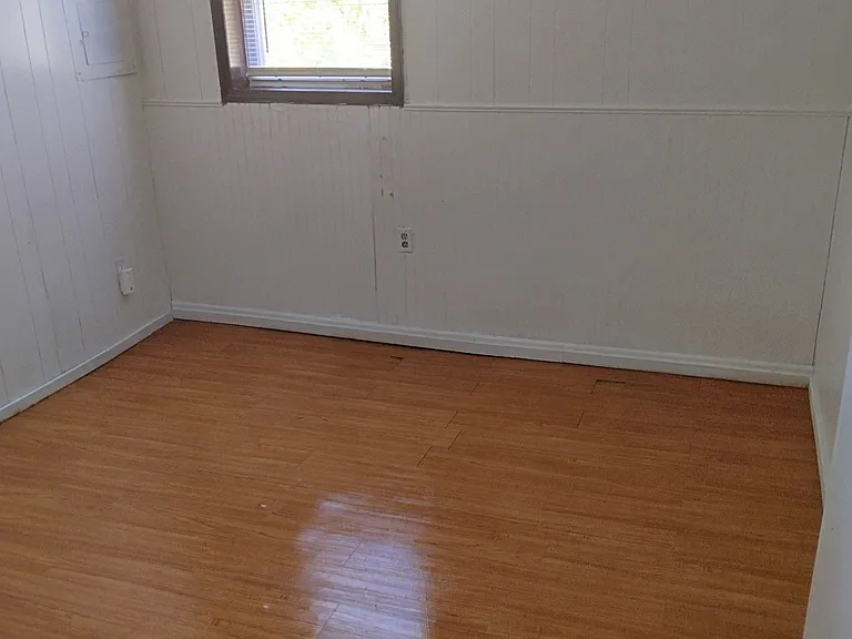 308 N 6th St #C — Photo 14