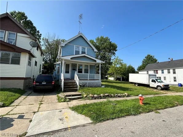 7908 Vineyard Ave, Cleveland, OH 44105