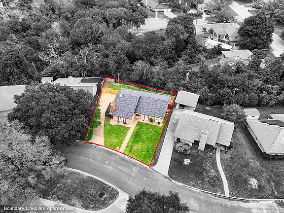 4th image of 913 Montclair Dr