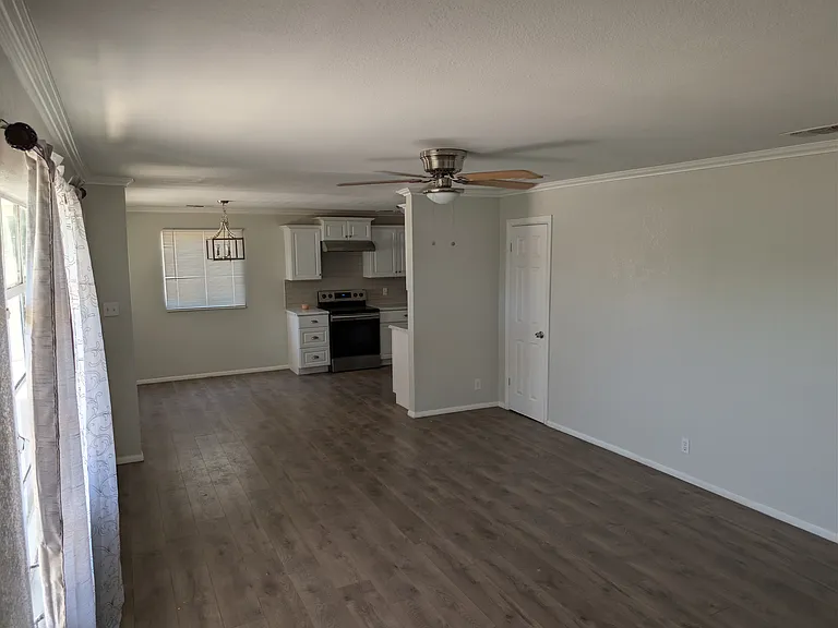 7 Oak Dr — Photo 3