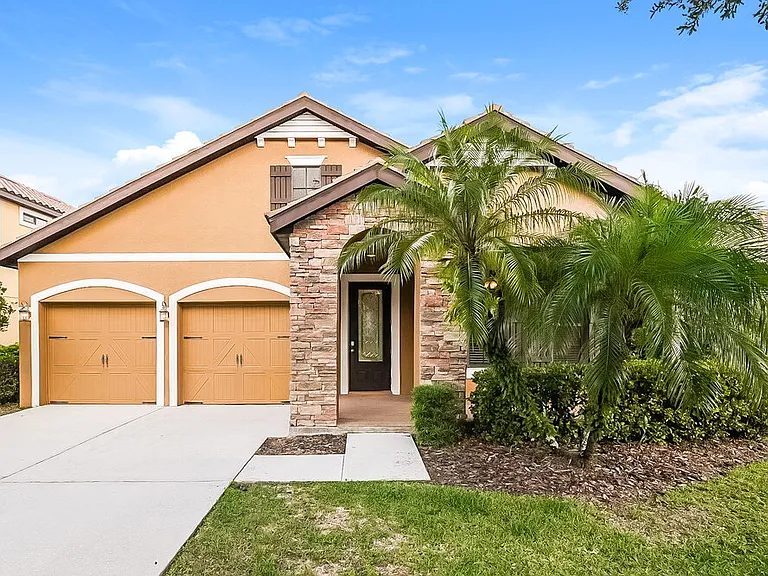 20355 Chestnut Grove Dr — Photo 1