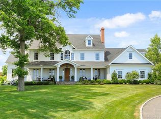 133 Meadow Ridge Rd, Fairfield, CT 06824