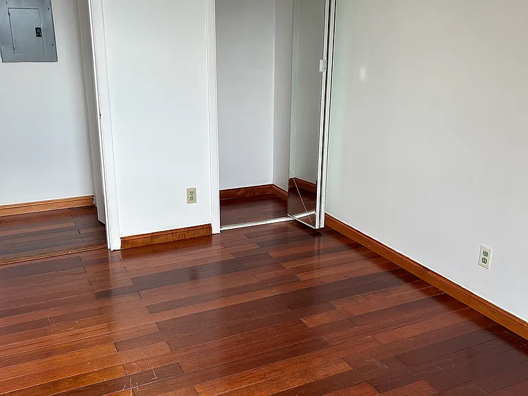 1218 Vyse Ave #2 — Photo 13