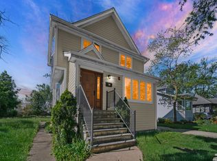 823 E Prairie Ave, Des Plaines, IL