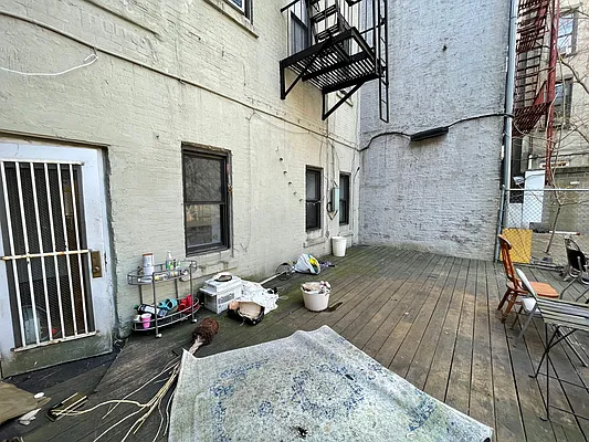 Rented by Crosstown Apartments NYC | media 22