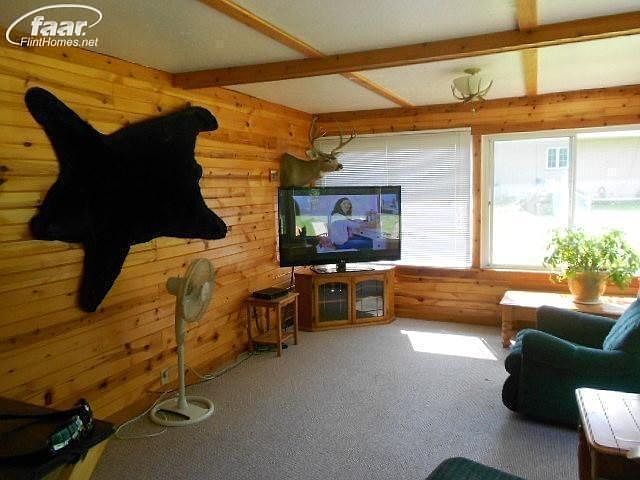 2nd image of 9455 Patricia Dr