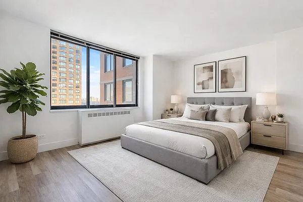 Bedroom, photo 1