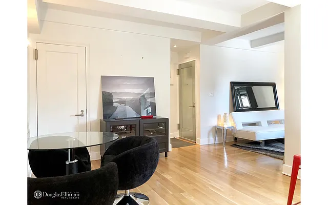 Rented by Douglas Elliman | media 23