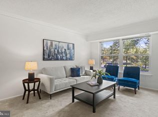 7680 Tremayne Pl APT 305, Mc Lean, VA 22102