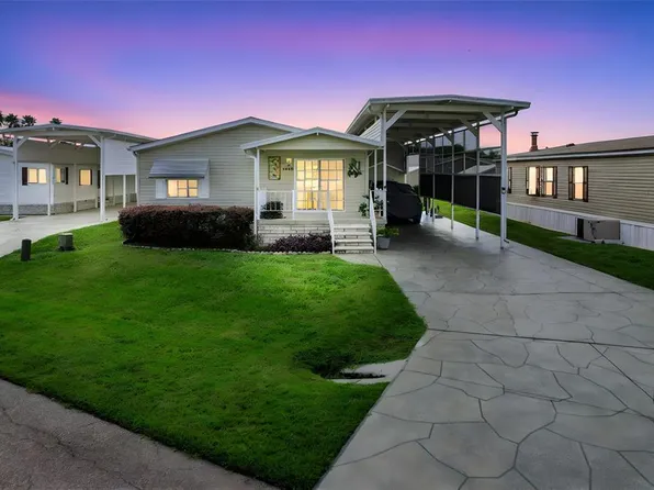 5035 Northshore Dr, Polk City, FL 33868