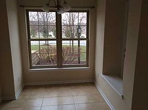 5th image of 711 Manor Dr